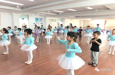 会昌县公共文化服务效能提升 聚焦会议及展览服务