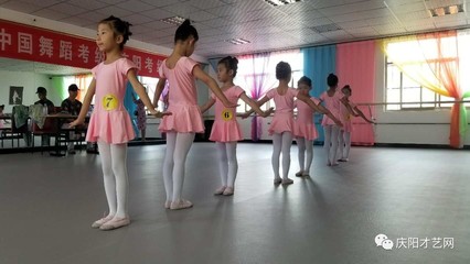 舞动童年，唱响未来——萌芽艺术培训中国舞蹈家协会中国舞考级暨歌唱表演服务精彩掠影