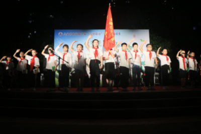 绿色之光 创意无限 刘园社区环保服装大赛点亮市级三社联动工程试点项目